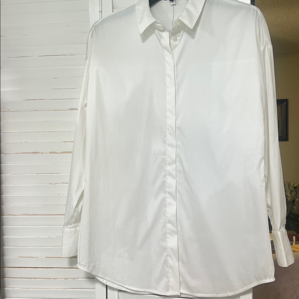 Express White Dress Shirt - Classic Button-Front- 78% Cotton Spandex XS in EUC